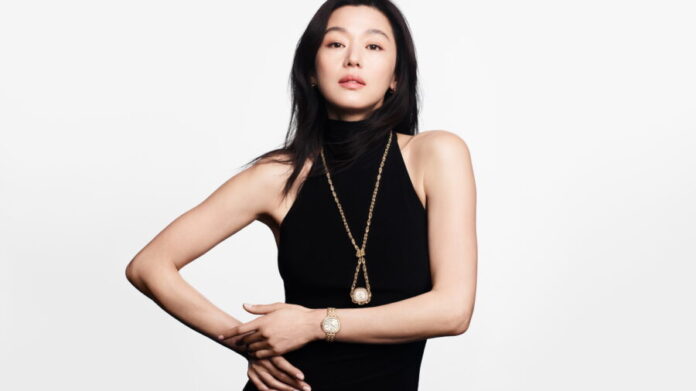 GIANNA JUN_G0A49063_G0A50060_GLOBAL AMBASSADOR_2.1